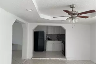 6902 SW 15th St, North Lauderdale, FL 33068 - Photo 13