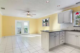 10945 W Broward Blvd, Plantation, FL 33324 - Photo 17