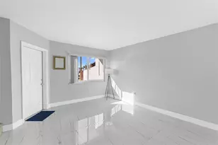 5925 SW 36th Ct, Davie, FL 33314 - Photo 5