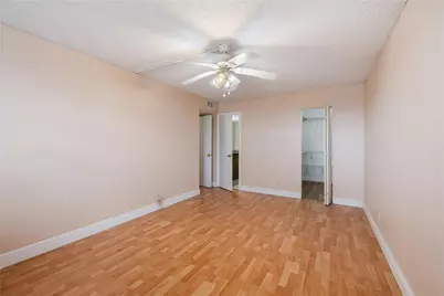 6190 Woodlands Boulevard #111, Tamarac, FL 33319 - Photo 7