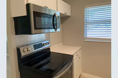 4385 NE 13th Avenue, Oakland Park, FL 33334 - Photo 11