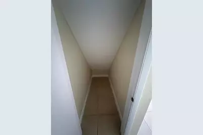 805 NW 46th Avenue, Fort Lauderdale, FL 33317 - Photo 9