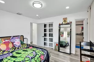 2500 NE 16th Ave, Wilton Manors, FL 33305 - Photo 29