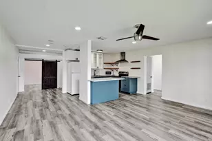 2500 NE 16th Ave, Wilton Manors, FL 33305 - Photo 17