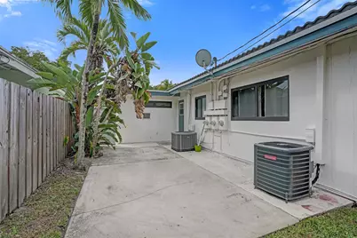 2500 NE 16th Avenue, Wilton Manors, FL 33305 - Photo 29
