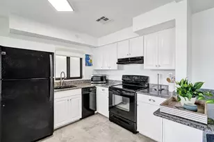 2500 NE 16th Ave, Wilton Manors, FL 33305 - Photo 5