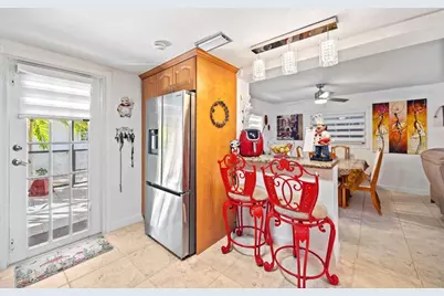 466 E 62nd Street, Hialeah, FL 33013 - Photo 9