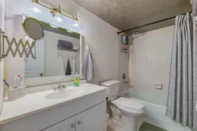 3920 Inverrary Boulevard #404-C, Lauderhill, FL 33319 - Photo 25