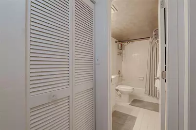 3920 Inverrary Boulevard #404-C, Lauderhill, FL 33319 - Photo 27