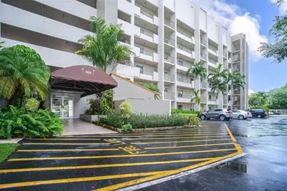 3920 Inverrary Boulevard #404-C, Lauderhill, FL 33319 - Photo 39