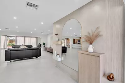 3111 N 52nd Avenue, Hollywood, FL 33021 - Photo 5