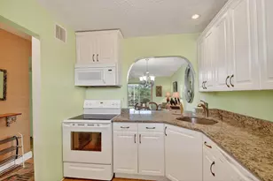 2856 Garden Dr, Lake Worth Beach, FL 33461 - Photo 9