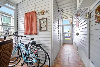 5555 Lakeshore Drive, Fort Lauderdale, FL 33312 - Photo 9