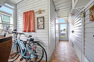 5555 Lakeshore Dr, Fort Lauderdale, FL 33312 - Photo 9