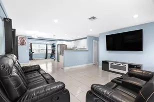 1475 7th St, West Palm Beach, FL 33401 - Photo 17