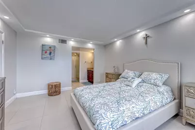 3900 Galt Ocean Drive #712, Fort Lauderdale, FL 33308 - Photo 5