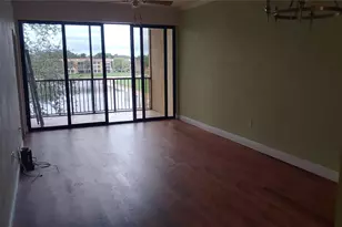 6735 Coral Lake Dr, Pompano Beach, FL 33063 - Photo 7