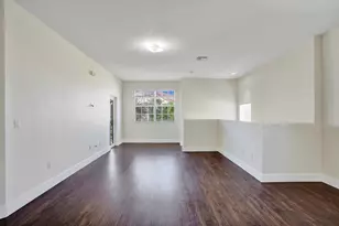9075 Plymouth Pl, Tamarac, FL 33321 - Photo 5