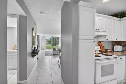 4272 Deste Court #106, Lake Worth, FL 33467 - Photo 5