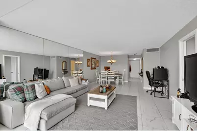 4272 Deste Court #106, Lake Worth, FL 33467 - Photo 11