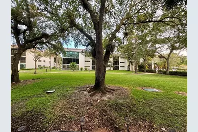 7653 NW 79 Avenue #110, Tamarac, FL 33321 - Photo 19