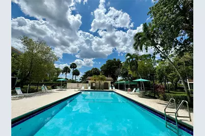 7653 NW 79 Avenue #110, Tamarac, FL 33321 - Photo 17