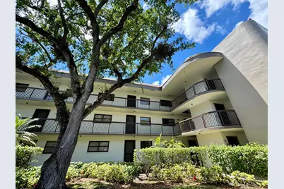 7653 NW 79 Avenue #110, Tamarac, FL 33321 - Photo 15