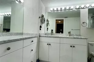 7653 NW 79th Ave, Tamarac, FL 33321 - Photo 13