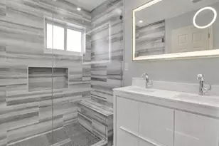 1580 NE 34th St, Oakland Park, FL 33334 - Photo 23