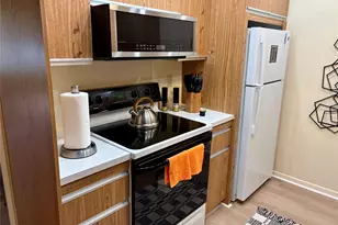 2301 Lucaya Ln, Pompano Beach, FL 33066 - Photo 9