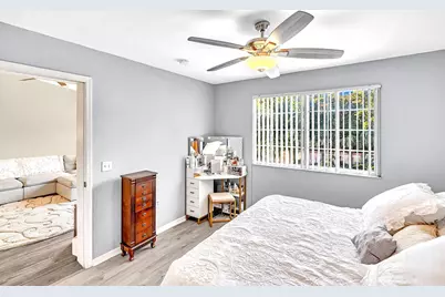 2131 SE 10th Avenue #1117, Fort Lauderdale, FL 33316 - Photo 15