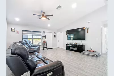 3045 E Briarwood Circle, Port Labelle, FL 33935 - Photo 3