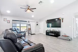 3045 E Briarwood Cir, Port Labelle, FL 33935 - Photo 3