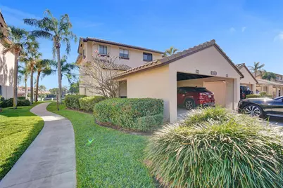 270 Captains Walk #310, Delray Beach, FL 33483 - Photo 3