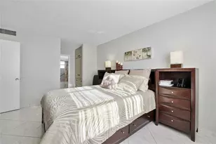 2900 NW 47th Terrace, Lauderdale Lakes, FL 33313 - Photo 9