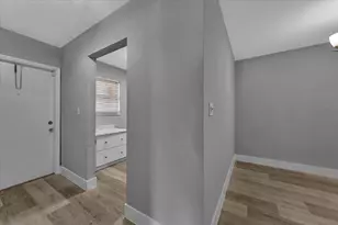 8380 Lagos De Campo Blvd, Tamarac, FL 33321 - Photo 5