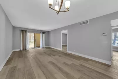 8380 Lagos De Campo Boulevard #110, Tamarac, FL 33321 - Photo 13