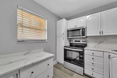 8380 Lagos De Campo Boulevard #110, Tamarac, FL 33321 - Photo 7