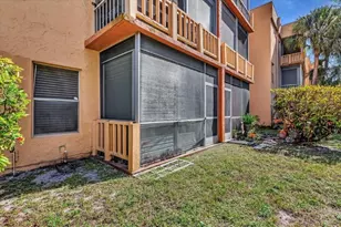 8380 Lagos De Campo Blvd, Tamarac, FL 33321 - Photo 31