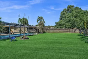 895 NW 87th Ave, Coral Springs, FL 33071 - Photo 11