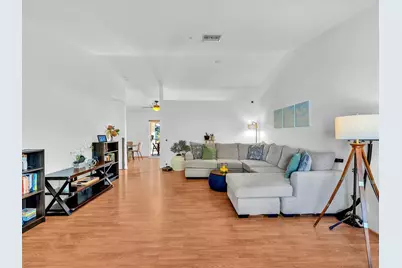 895 NW 87th Avenue, Coral Springs, FL 33071 - Photo 11