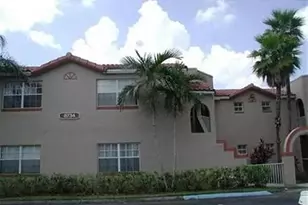 334 SW 86th Ave, Pembroke Pines, FL 33025 - Photo 3