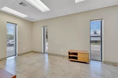 1400 E Oakland Park Boulevard #103, Oakland Park, FL 33334 - Photo 25