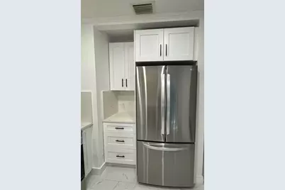 421 NE 21st Court, Wilton Manors, FL 33305 - Photo 5