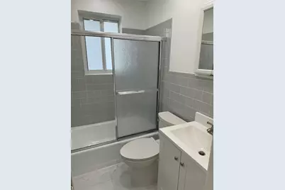 421 NE 21st Court, Wilton Manors, FL 33305 - Photo 15