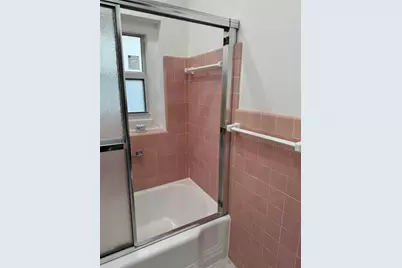 421 NE 21st Court, Wilton Manors, FL 33305 - Photo 17