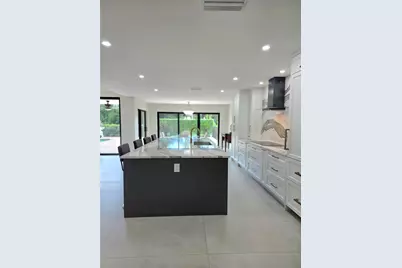 10486 Boca Woods Lane, Boca Raton, FL 33428 - Photo 5