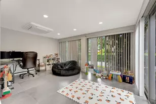 3501 Keyser Ave, Hollywood, FL 33021 - Photo 11