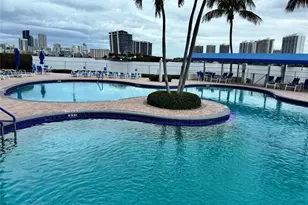 3530 Mystic Pointe Dr, Aventura, FL 33180 - Photo 25