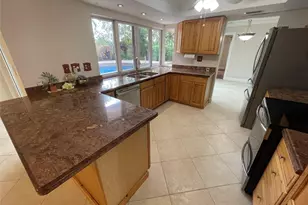 7308 NW 81st St, Tamarac, FL 33321 - Photo 3